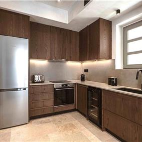 5 bedroom villa with indoor and outdoor pool in Chania town, sleeps 10